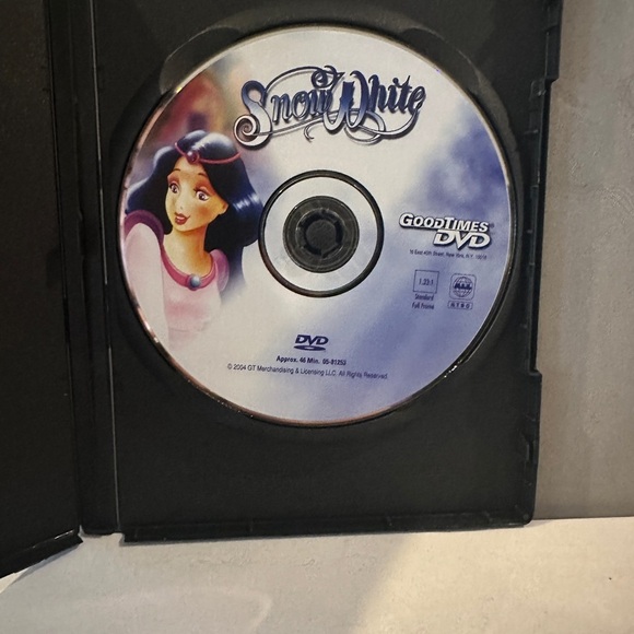 Snow White Collectible Classics DVD - Picture 3 of 3